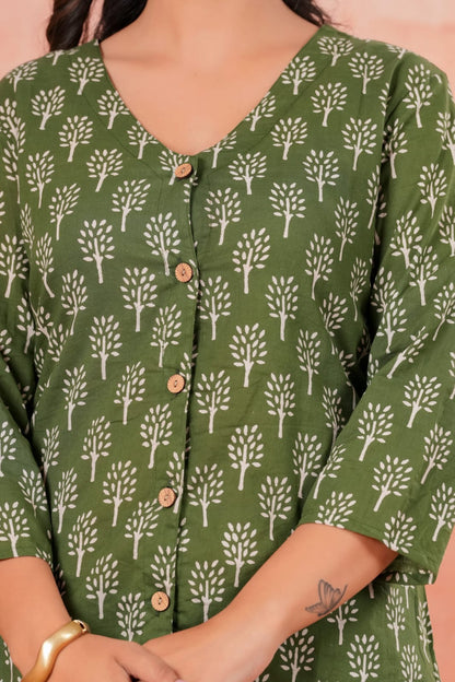 v neck shirts