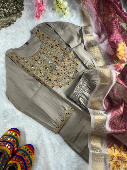 Roman Silk Kurti Pant Dupatta Set