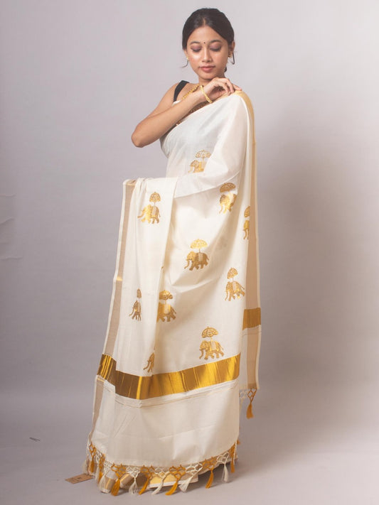 Traditional Kasavu Saari