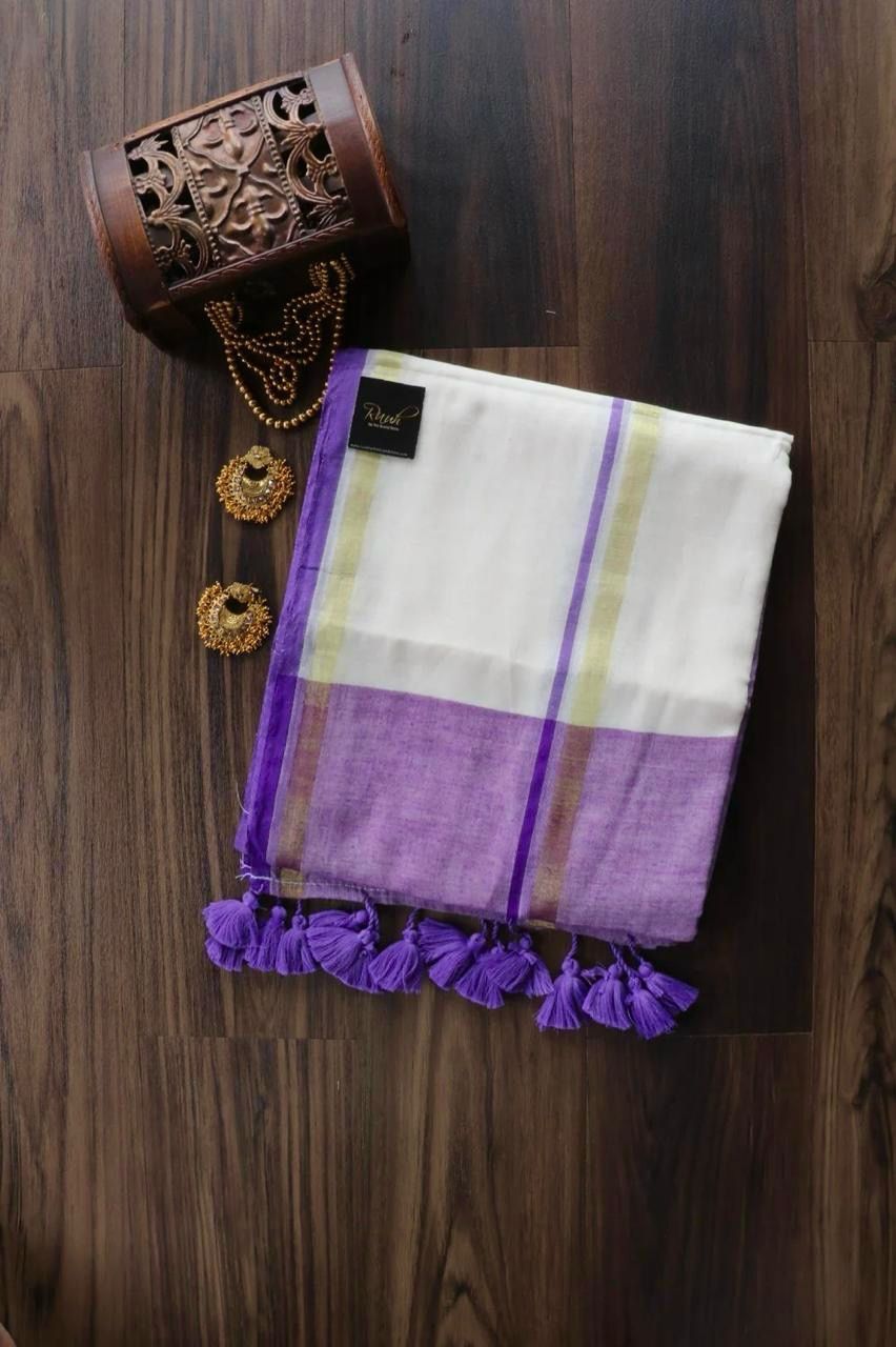 mulmul with jari patta border saree