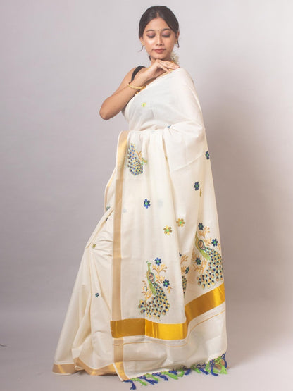 Traditional Kasavu Saari