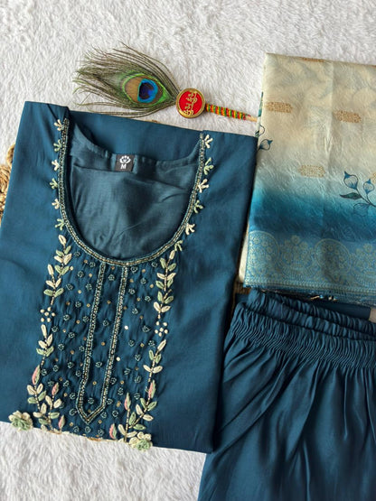 Morpich Kurti Pant Dupatta Set
