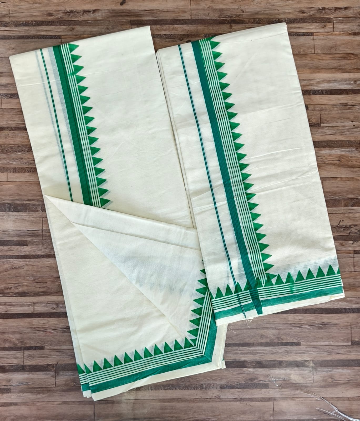 Kattikara Fancy Temple Print Settumund