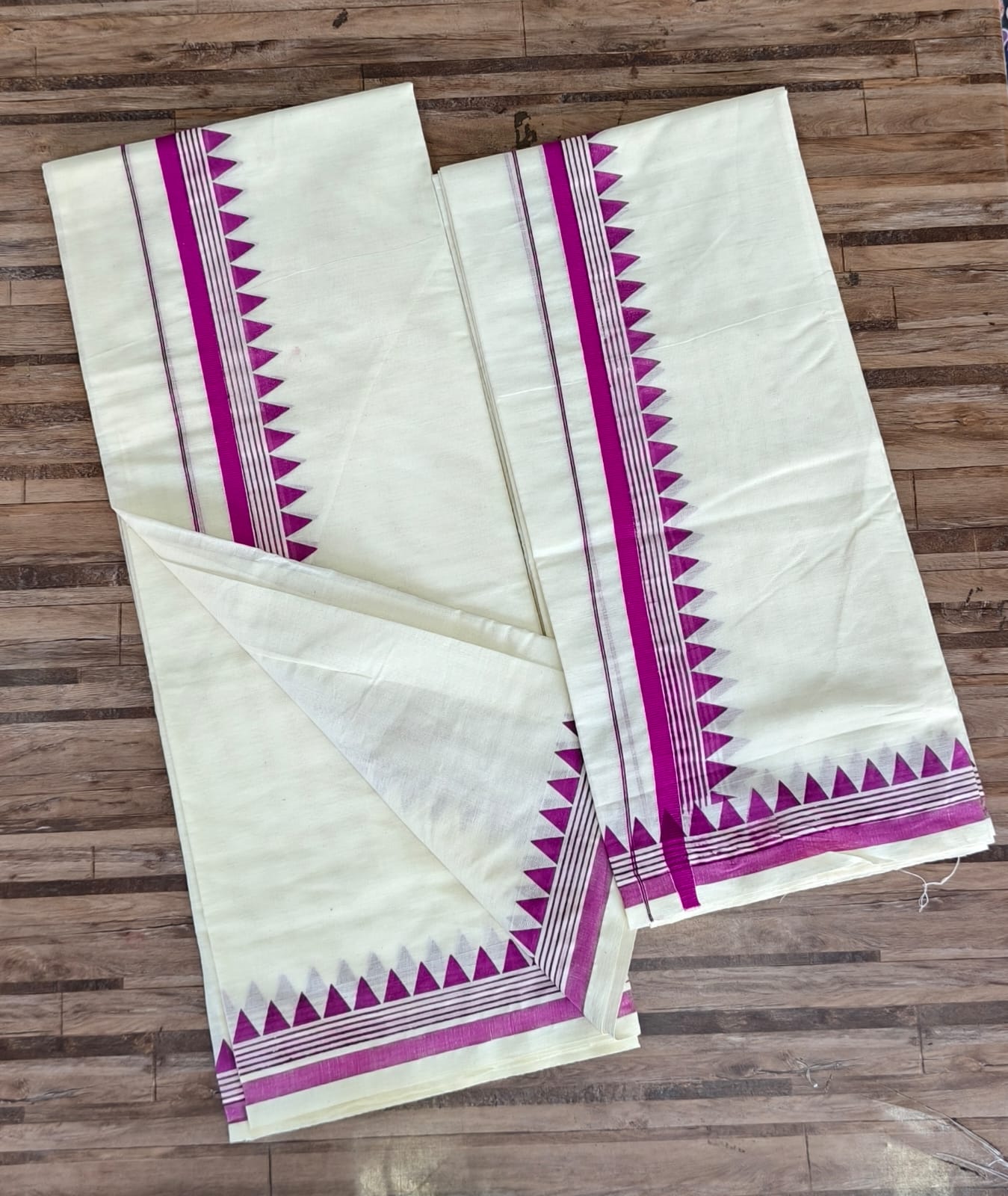 Kattikara Fancy Temple Print Settumund