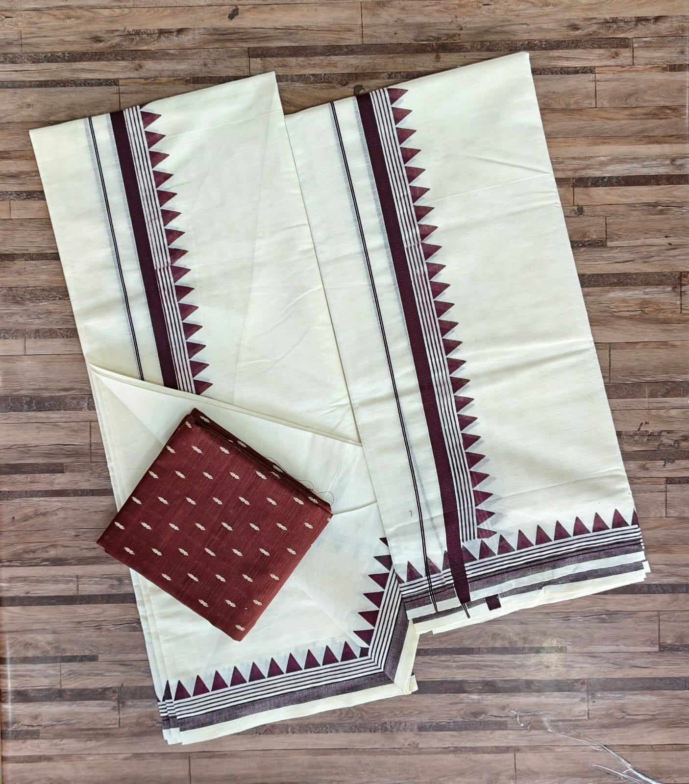 Kattikara Fancy Temple Print Settumund
