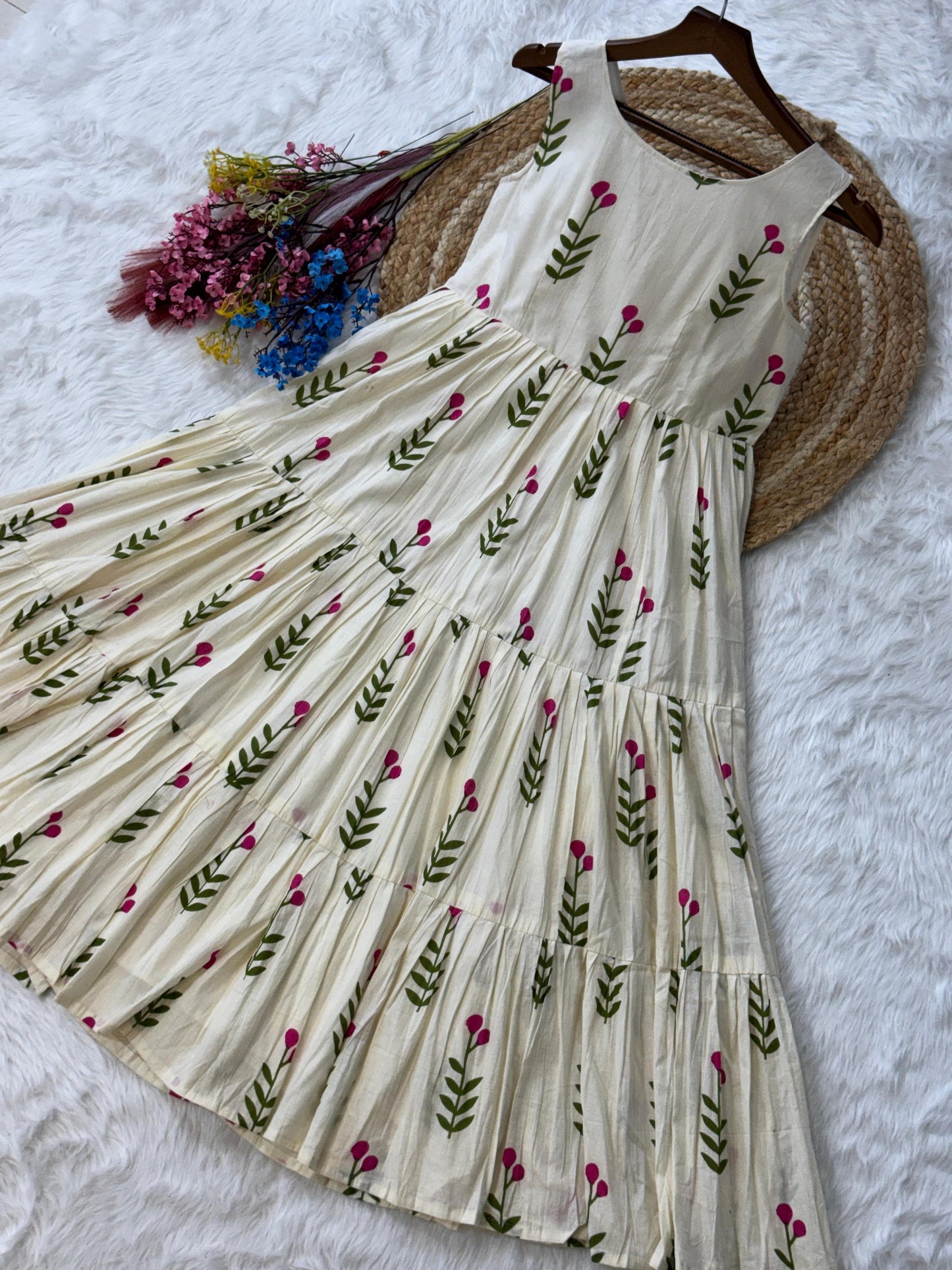 TRENDING COTTON PRINTED KURTI