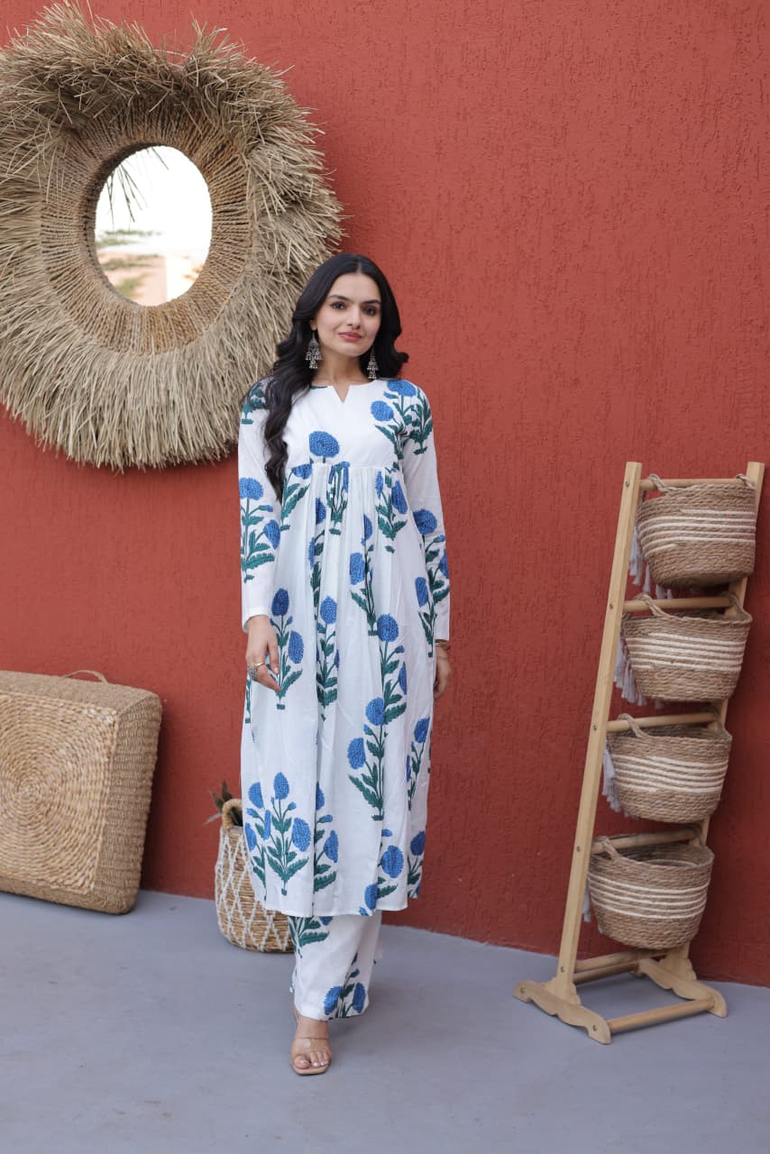 TRENDING PREMIUM KURTI