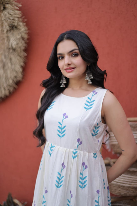 TRENDING COTTON PRINTED KURTI